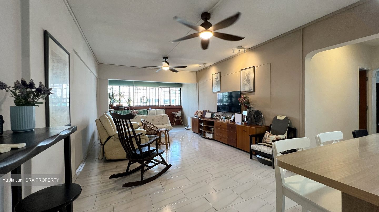 Blk 429 Tampines Street 41 (Tampines), HDB Executive #558570731